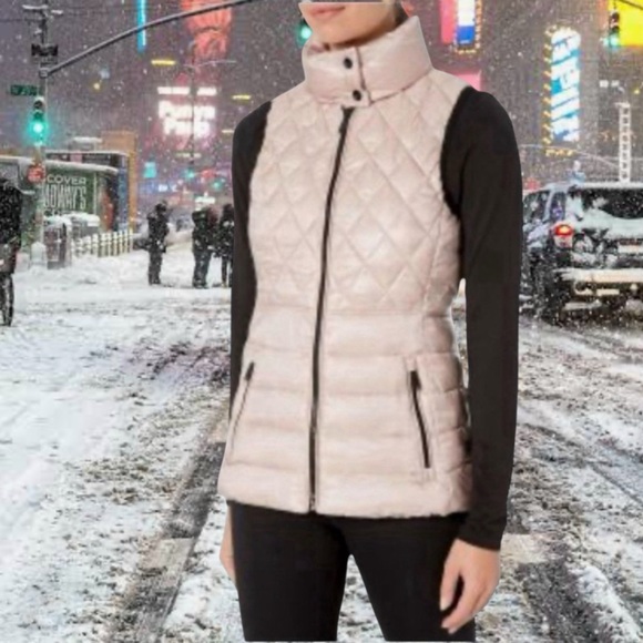 Calvin Klein Performance Jackets & Blazers - NWT Calvin Klein Performance S Quilted Polyester Vest